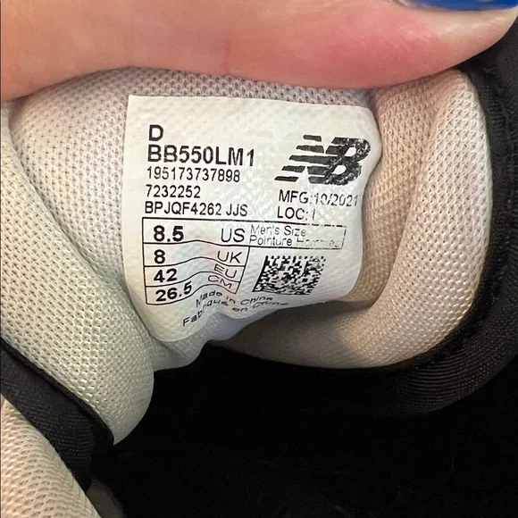 New Balance 550 - women’s 10/mens 8.5 - Picture 5 of 5